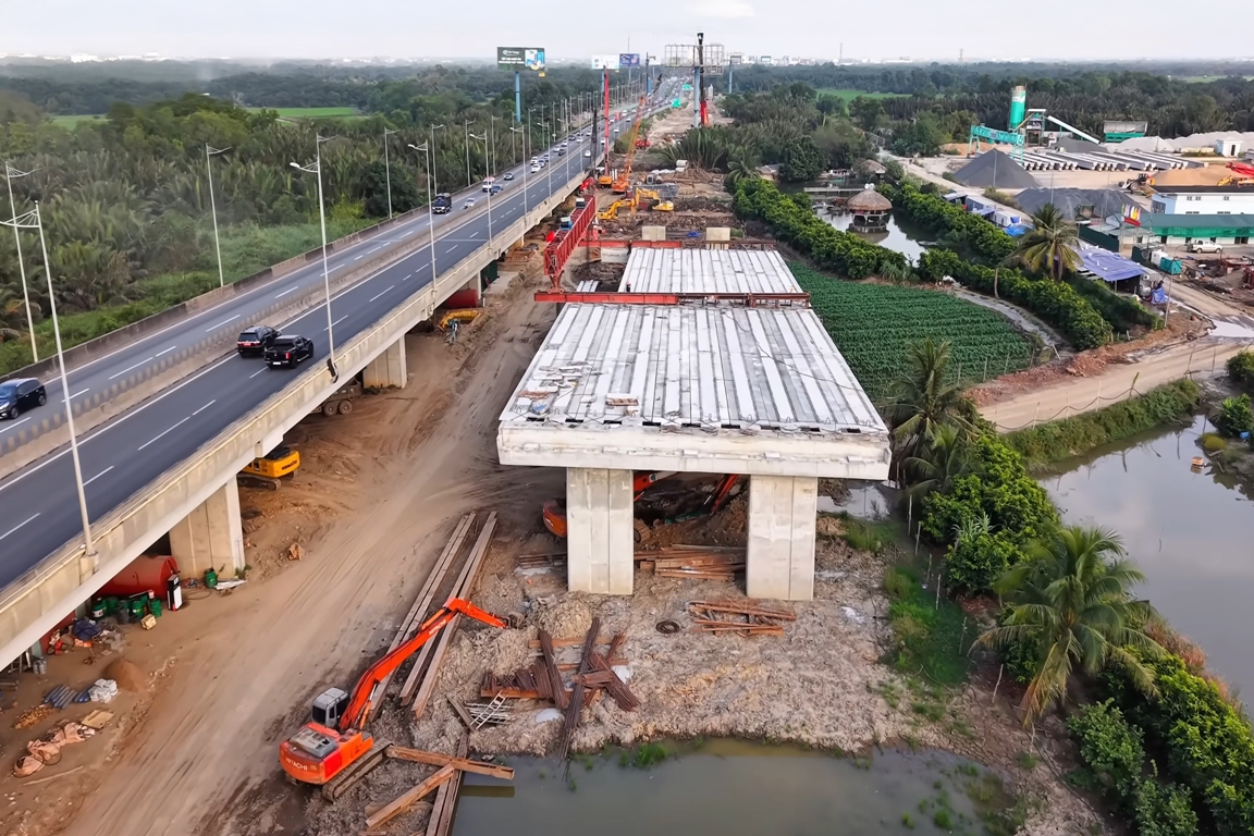 Vướng mắc mặt bằng ảnh hưởng tiến độ mở rộng cao tốc TP Hồ Chí Minh - Long Thành